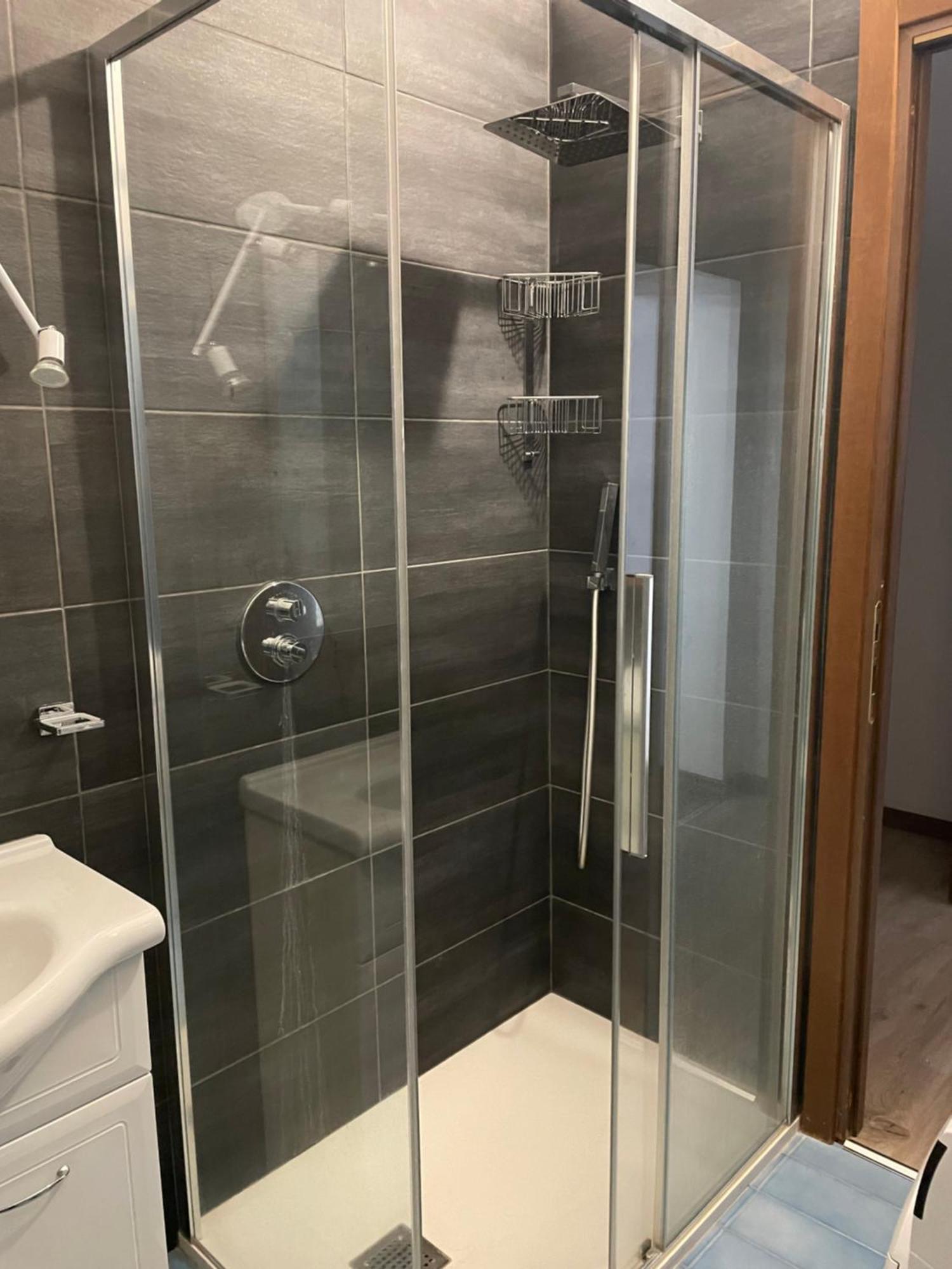 Mille8 Apartment Novara Bagian luar foto